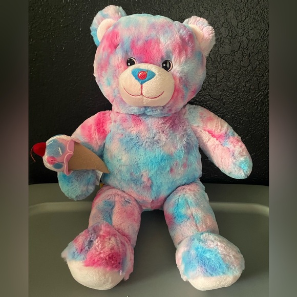 Baskin Robbins bubblegum build a bear - Picture 8 of 9